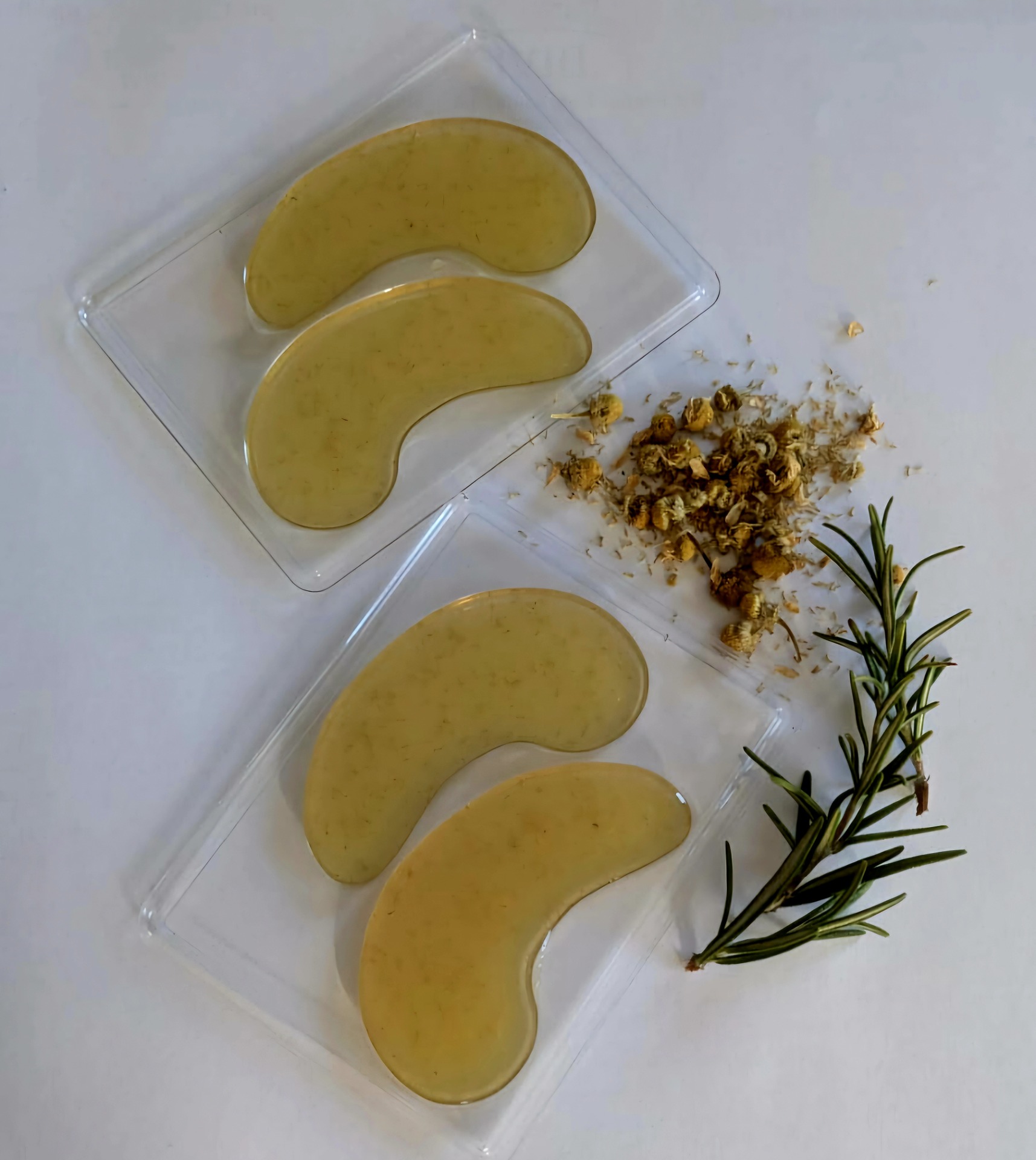 Augenpads mit Kamille und Rosmarin